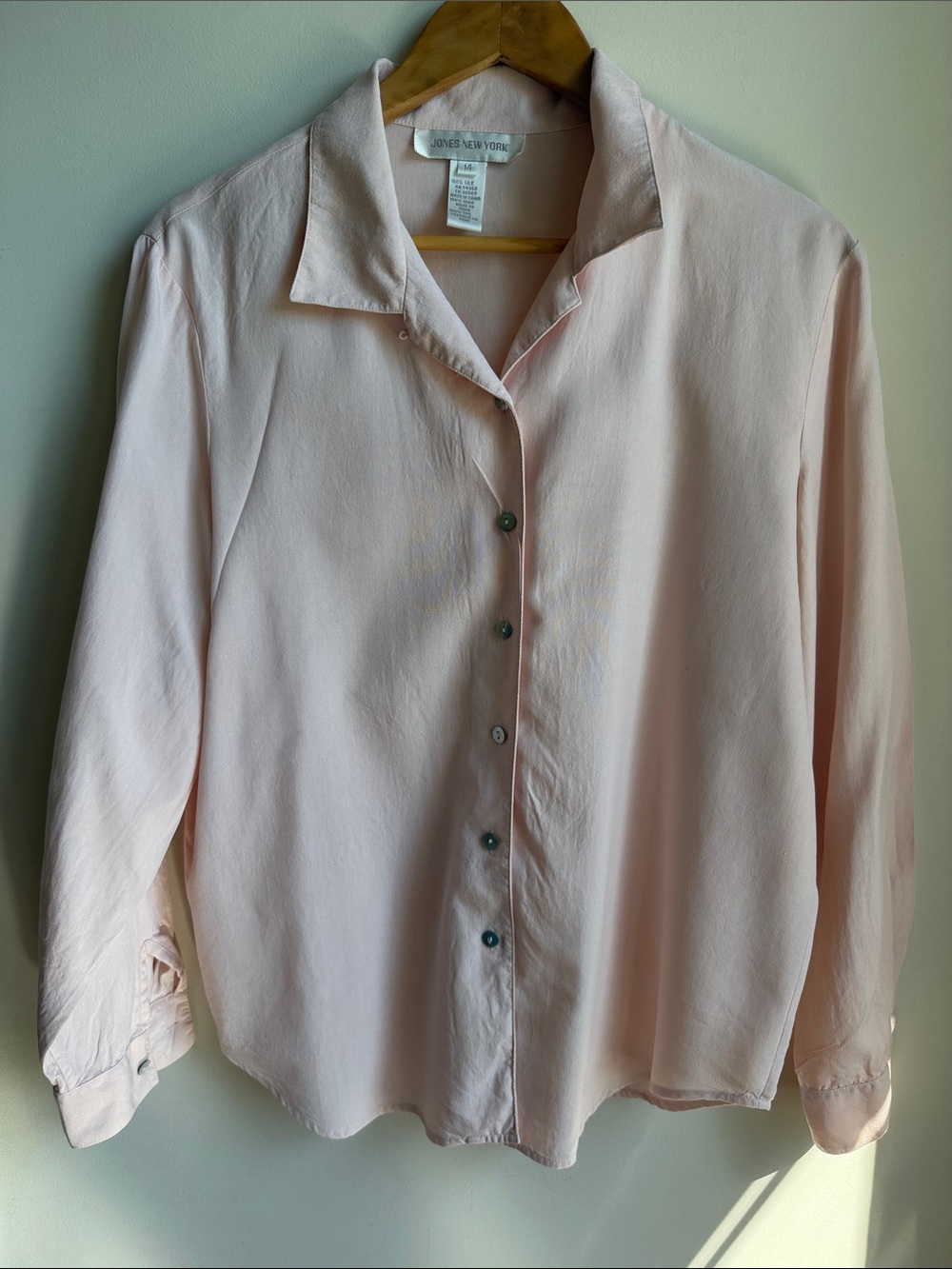 VTG Jones New York 100% Silk Pale Pink Button Down Shirt LS Womens 14/M/L